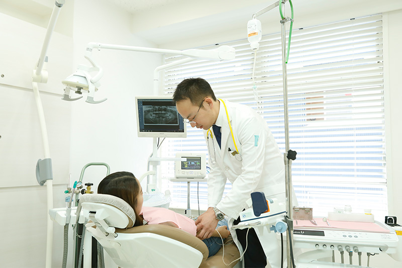 鎮静法 無痛麻酔 東京でインプラントを治療するなら新宿 渋谷 池袋 北千住ハプラス歯科